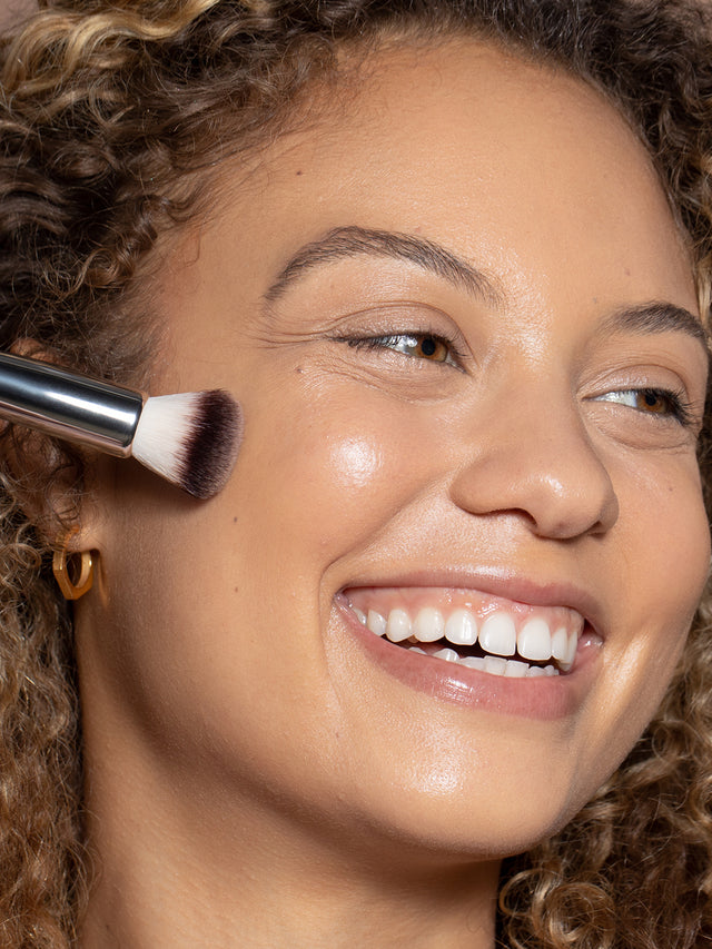 Complexion Brush - Everyday Essential