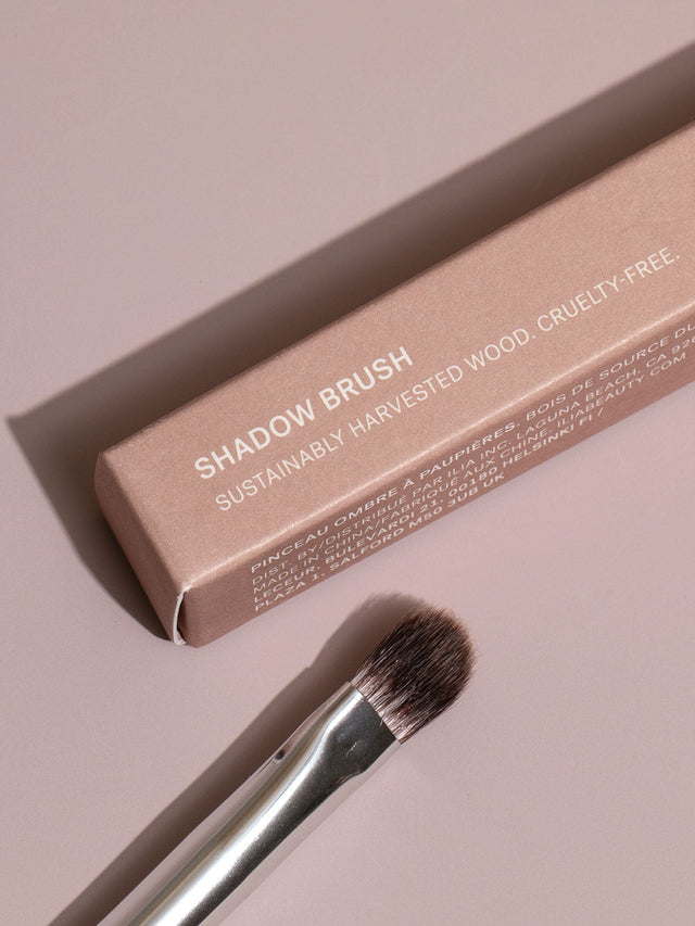 Shadow Brush - Everyday Essential