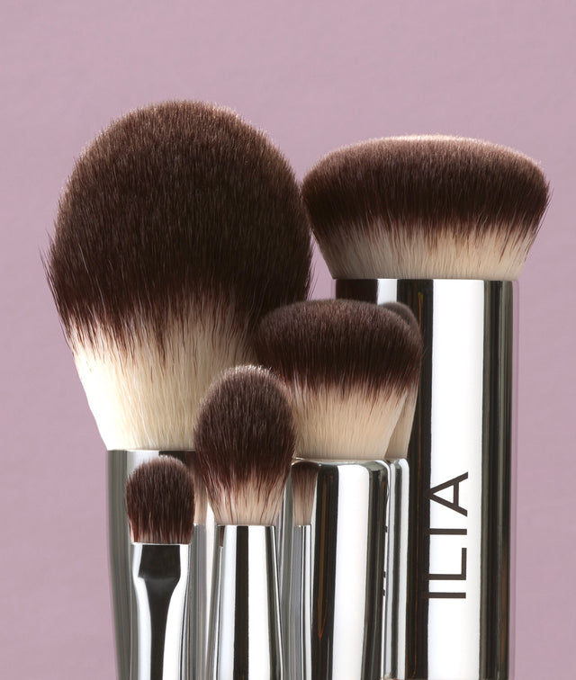Finishing Powder Brush - Everyday Essential