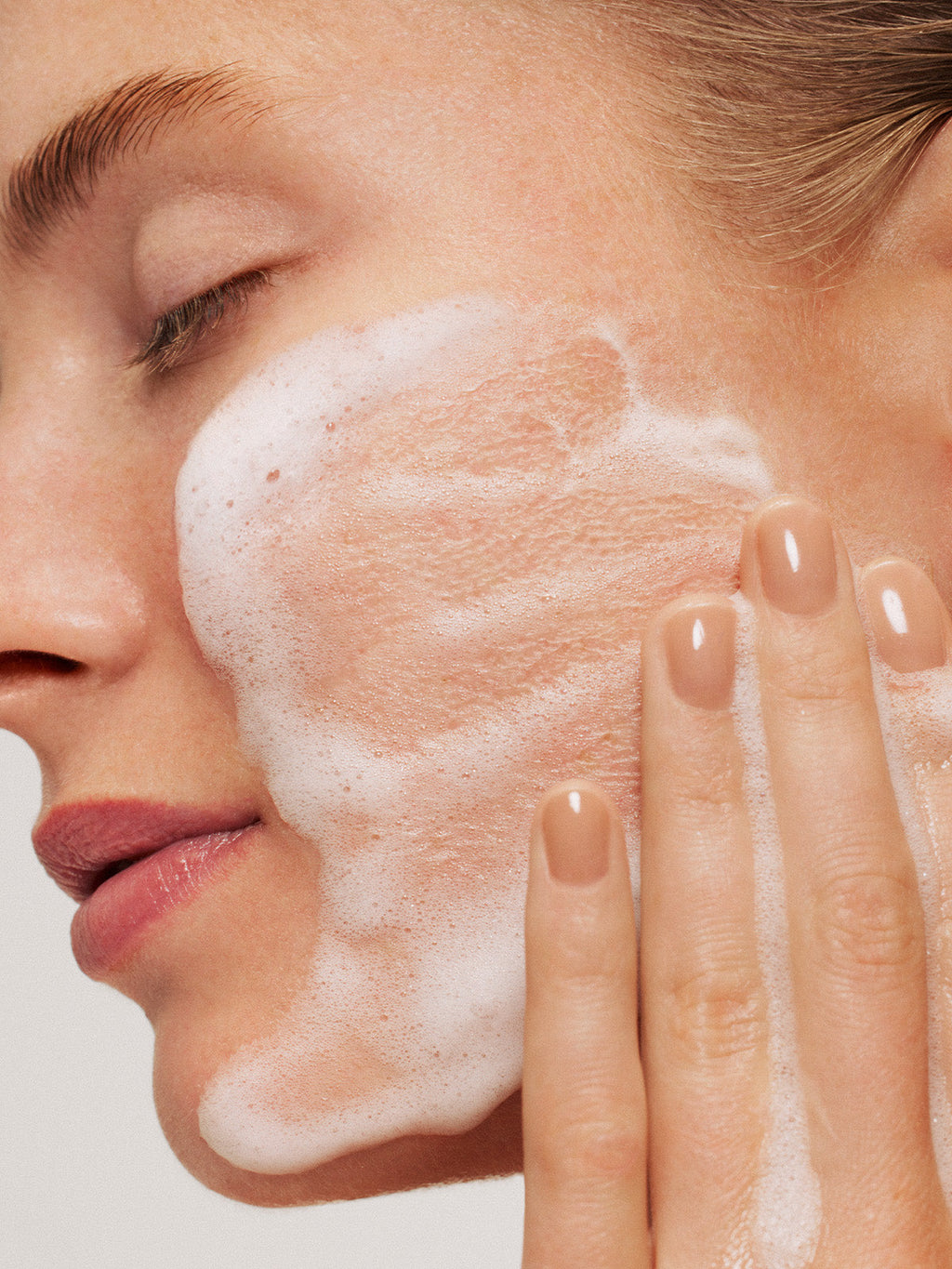 The Cleanse Soft Foaming Cleanser - Everyday Beauty Essential